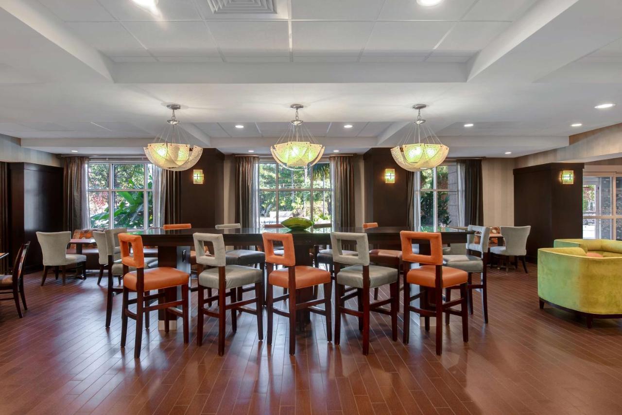 Hampton Inn Anderson/Alliance Business Park Екстериор снимка