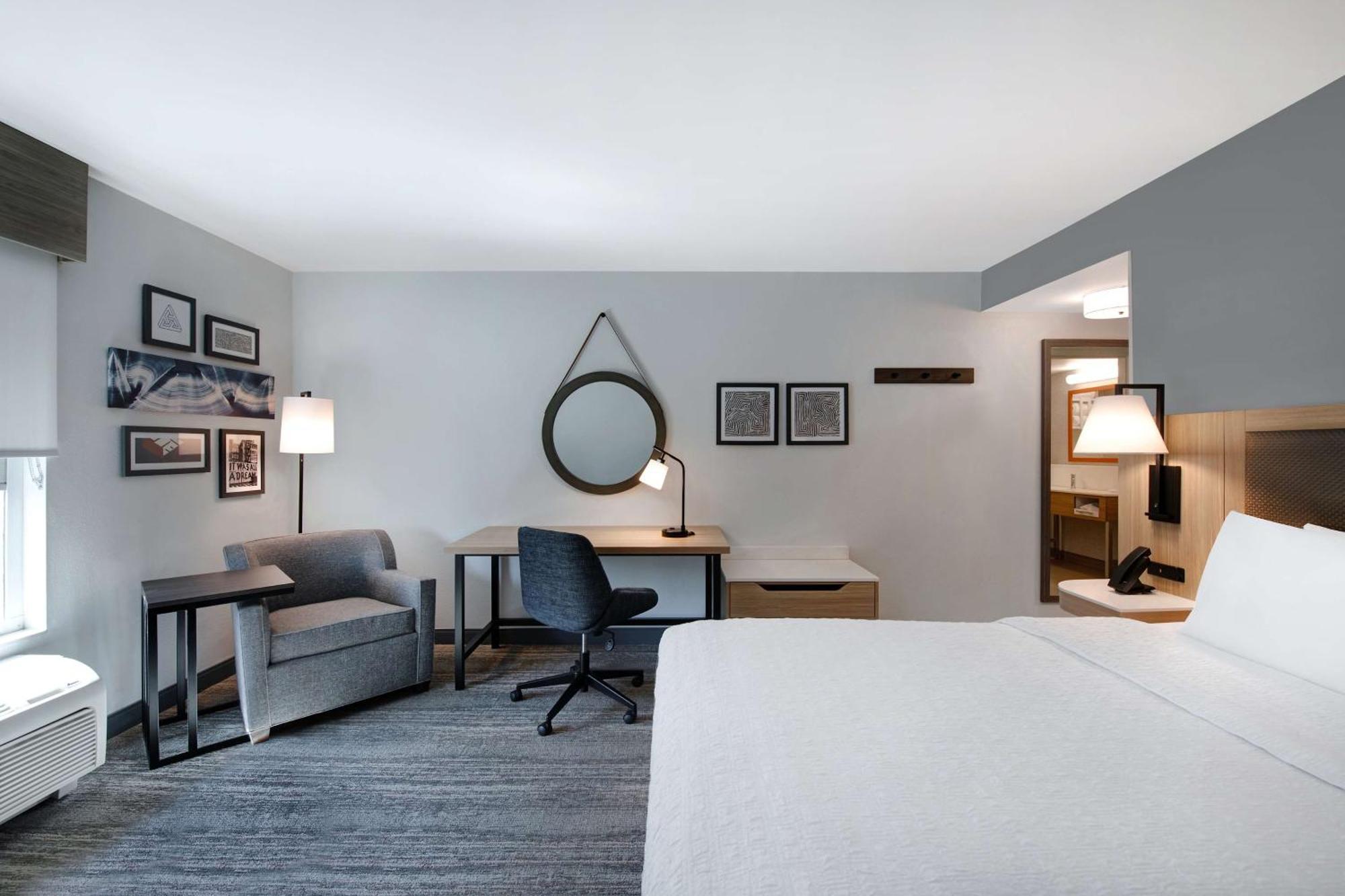 Hampton Inn Anderson/Alliance Business Park Екстериор снимка